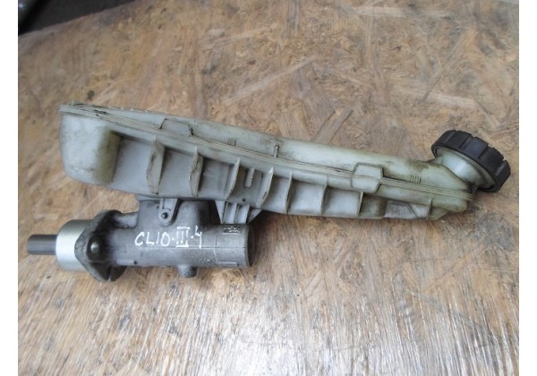 Головний гальмівний циліндр Renault Clio III, 8200129957
